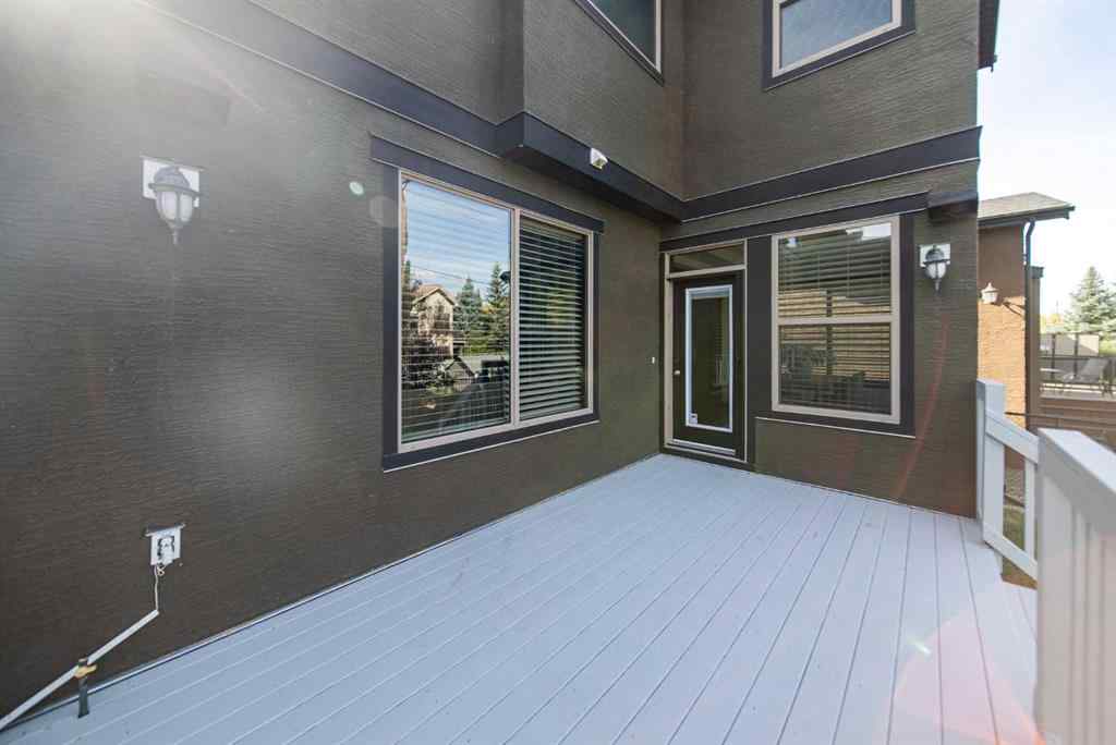 MLS® A2261227 - 73 Quarry Way SE in Douglasdale/Glen Calgary, Residential
