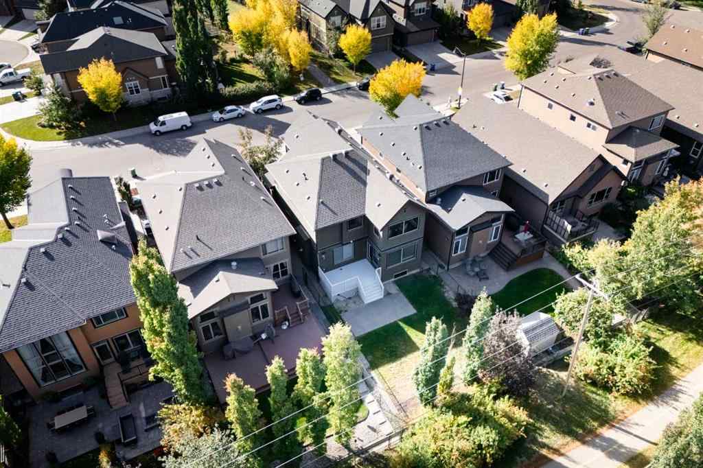 MLS® A2261227 - 73 Quarry Way SE in Douglasdale/Glen Calgary, Residential