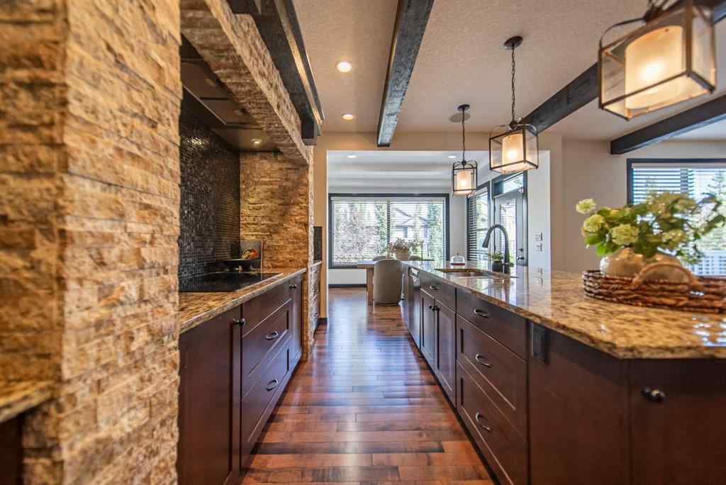 MLS® A2261227 - 73 Quarry Way SE in Douglasdale/Glen Calgary, Residential