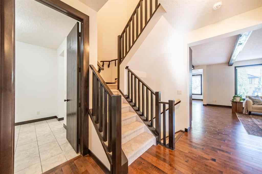 MLS® A2261227 - 73 Quarry Way SE in Douglasdale/Glen Calgary, Residential