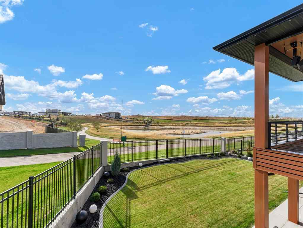 MLS® A2261229 - 51 Coulee Ridge Drive SW in SW Southridge Medicine Hat, Residential
