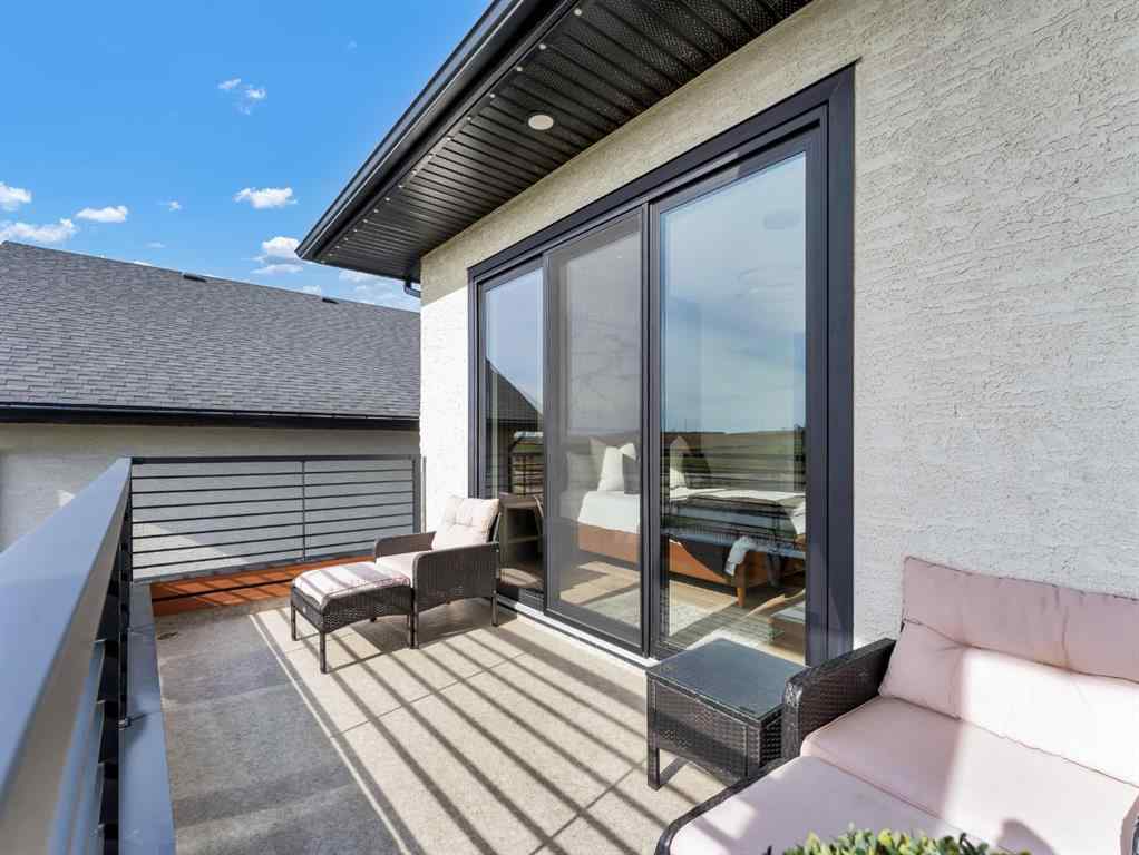 MLS® A2261229 - 51 Coulee Ridge Drive SW in SW Southridge Medicine Hat, Residential