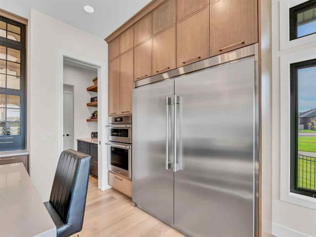 MLS® A2261229 - 51 Coulee Ridge Drive SW in SW Southridge Medicine Hat, Residential