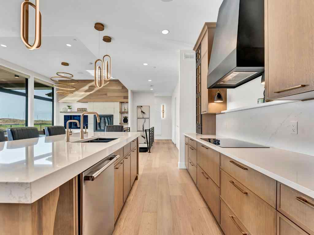 MLS® A2261229 - 51 Coulee Ridge Drive SW in SW Southridge Medicine Hat, Residential