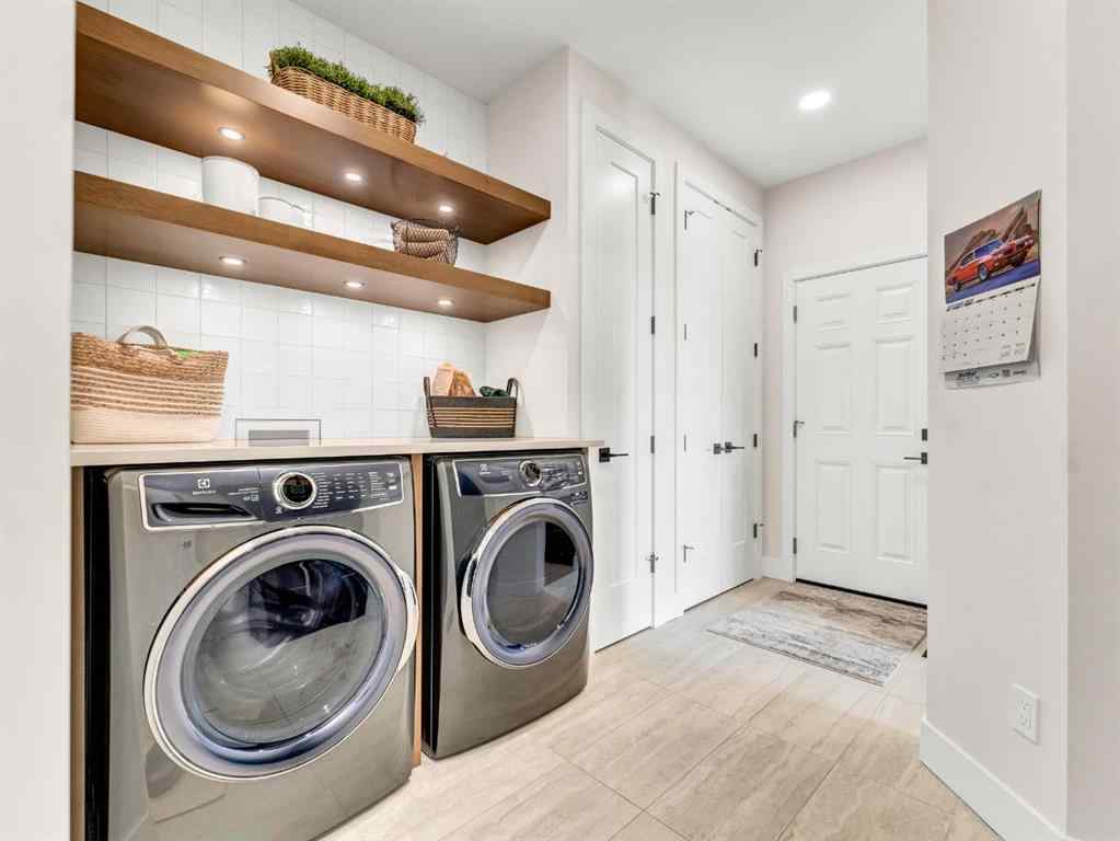 MLS® A2261229 - 51 Coulee Ridge Drive SW in SW Southridge Medicine Hat, Residential