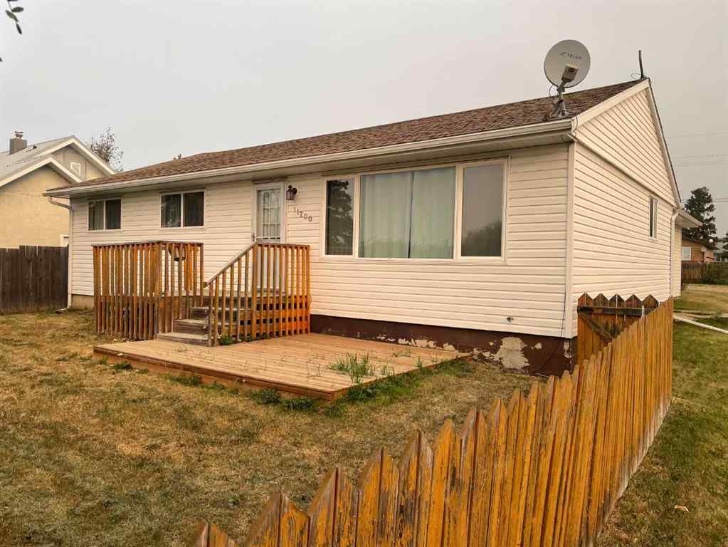 MLS® A2261230 - 11200 106 Ave   in NONE Fairview, Residential