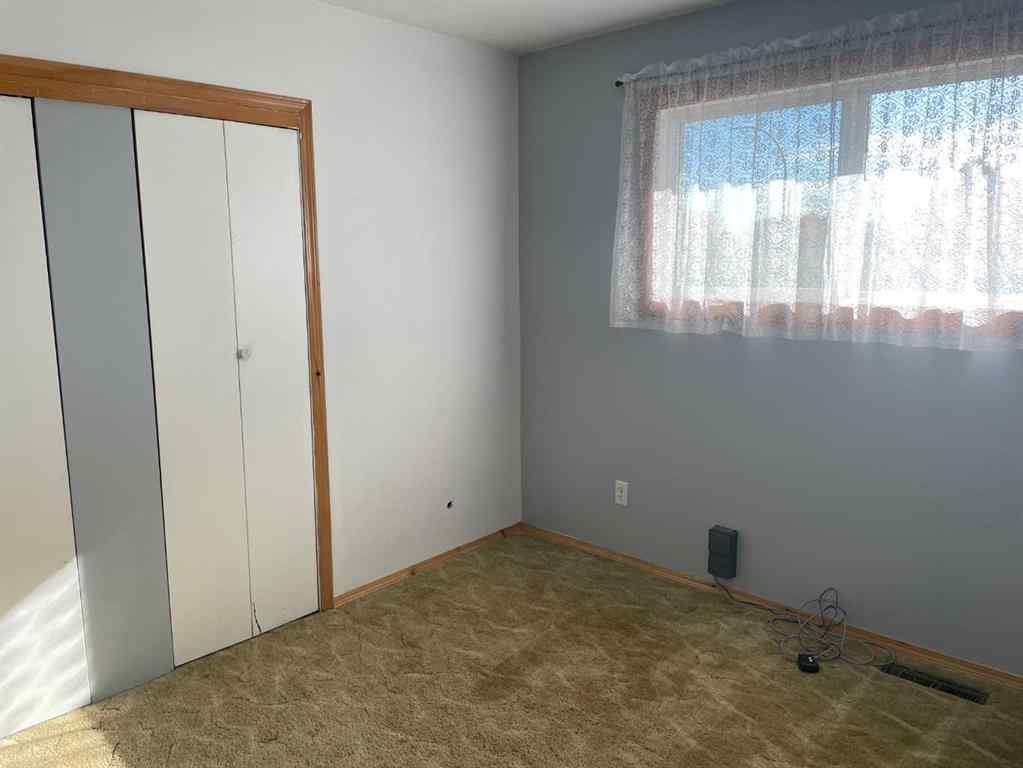 MLS® A2261230 - 11200 106 Ave   in NONE Fairview, Residential