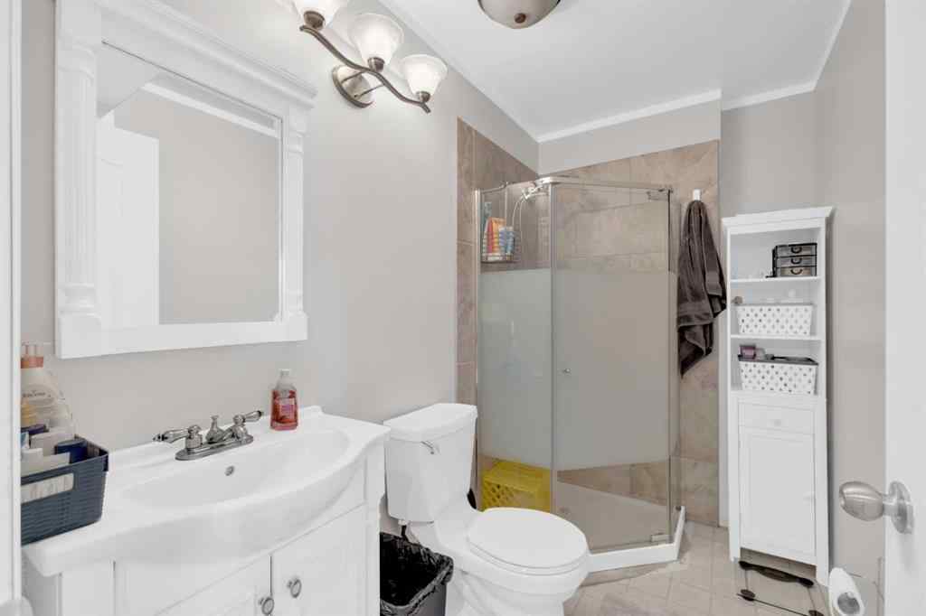 MLS® A2261238 - 2029 Minto Street  in Penhold Estates Penhold, Residential