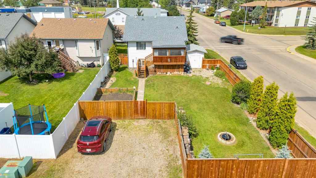 MLS® A2261238 - 2029 Minto Street  in Penhold Estates Penhold, Residential