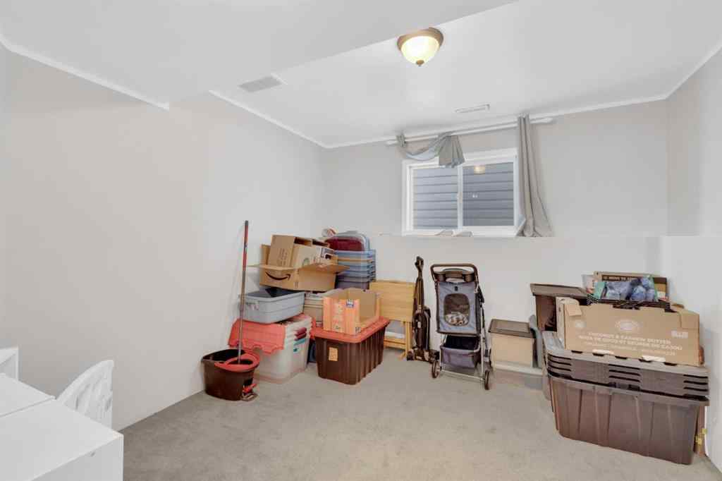 MLS® A2261238 - 2029 Minto Street  in Penhold Estates Penhold, Residential