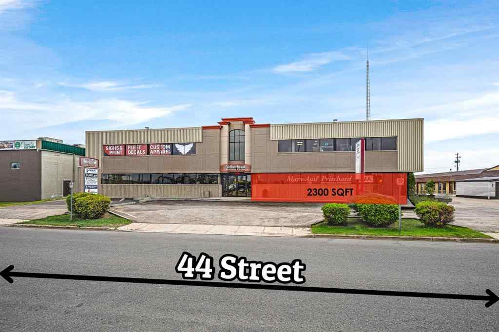 MLS® A2261241 - Unit #Suite D 6209 44 Street  in Parkview Estates Lloydminster, Commercial