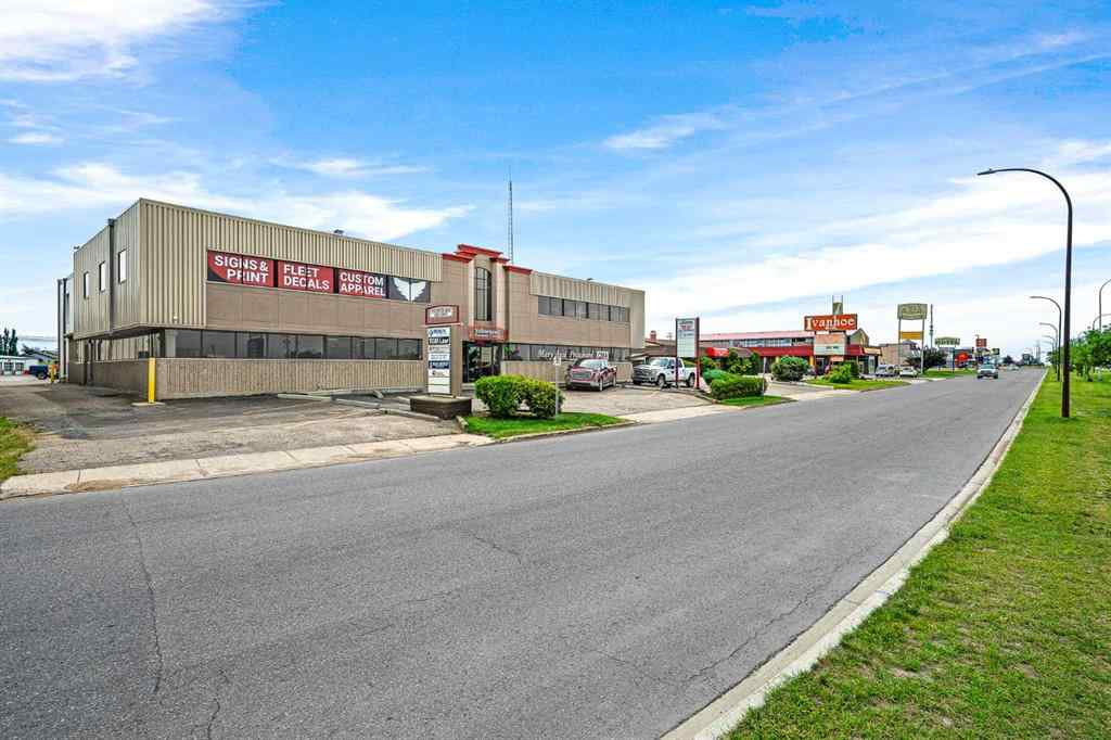 MLS® A2261241 - Unit #Suite D 6209 44 Street  in Parkview Estates Lloydminster, Commercial