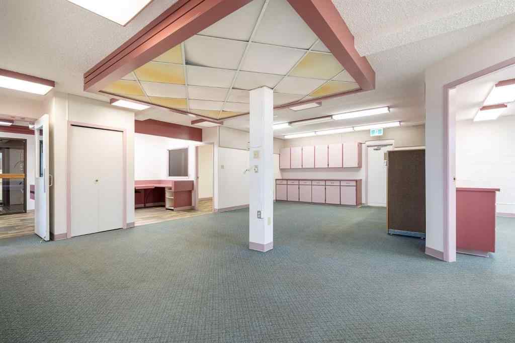MLS® A2261241 - Unit #Suite D 6209 44 Street  in Parkview Estates Lloydminster, Commercial