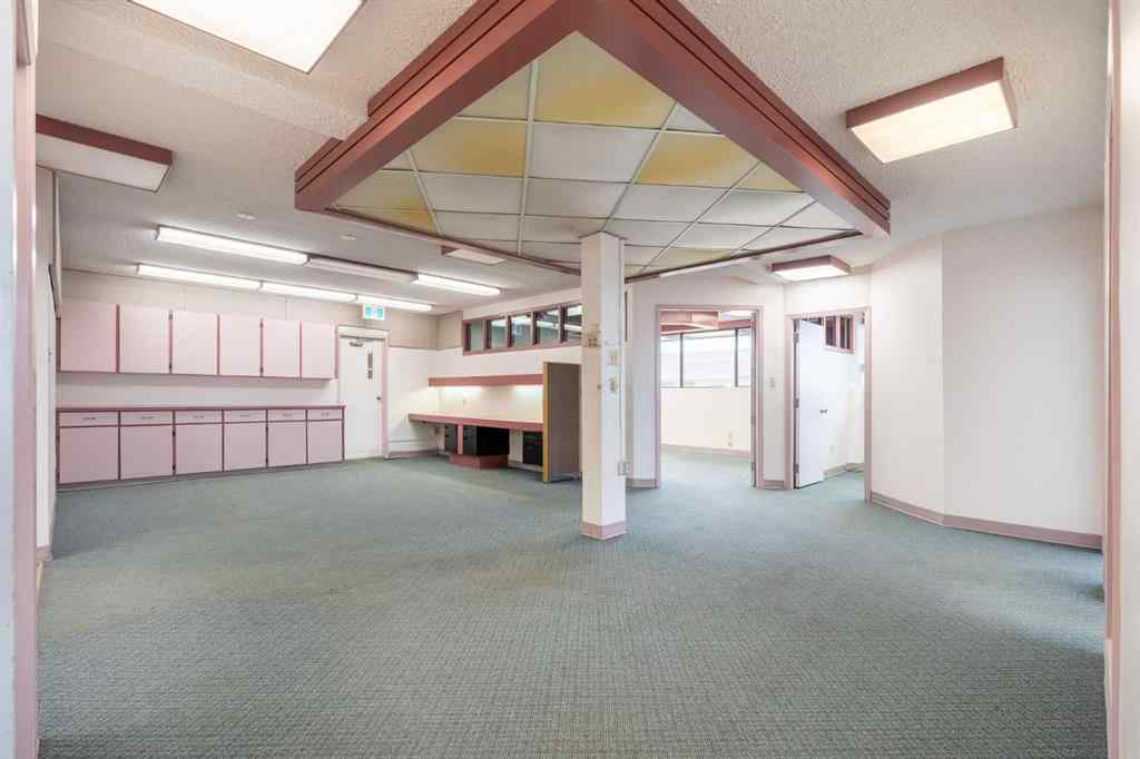 MLS® A2261241 - Unit #Suite D 6209 44 Street  in Parkview Estates Lloydminster, Commercial