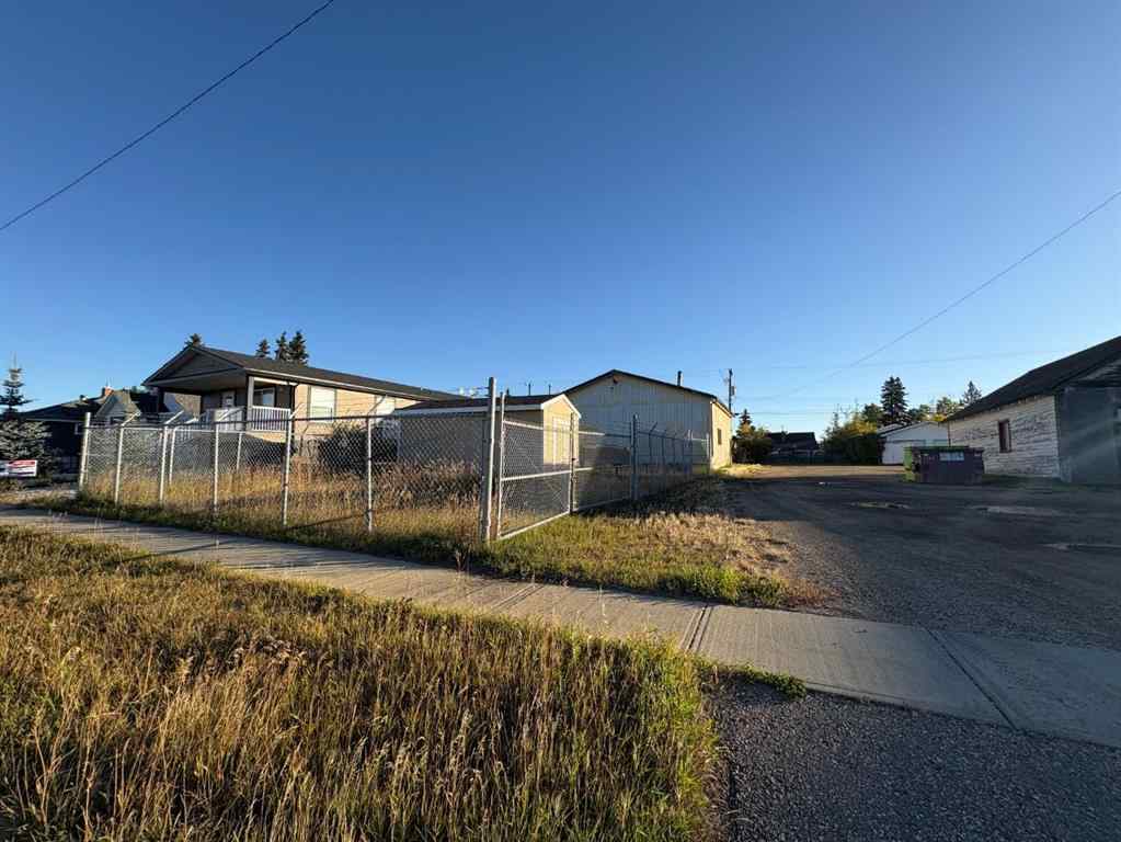 MLS® A2261245 - 10017 100 Street  in NONE Sexsmith, Commercial
