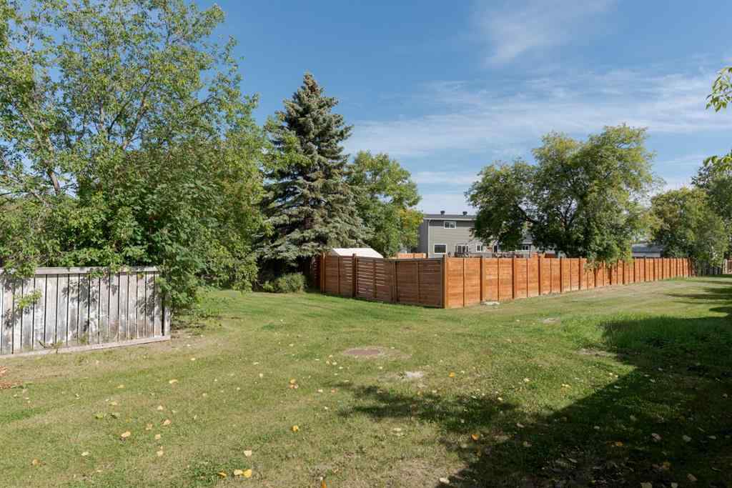 MLS® A2261254 - 453 Signal Road  in Thickwood Fort McMurray, Residential