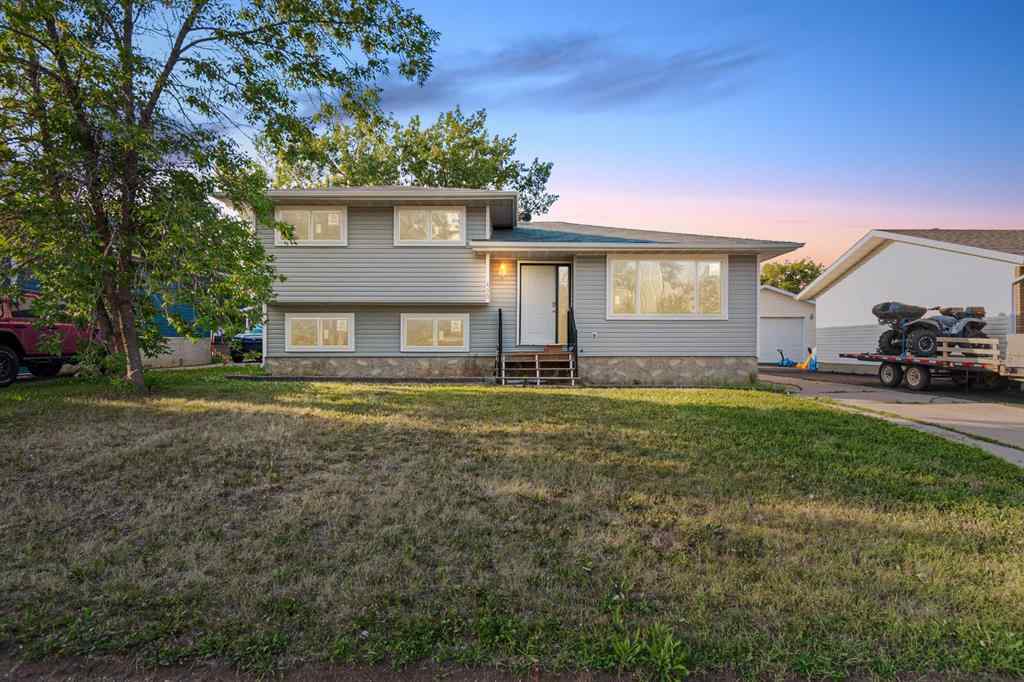 MLS® A2261254 - 453 Signal Road  in Thickwood Fort McMurray, Residential