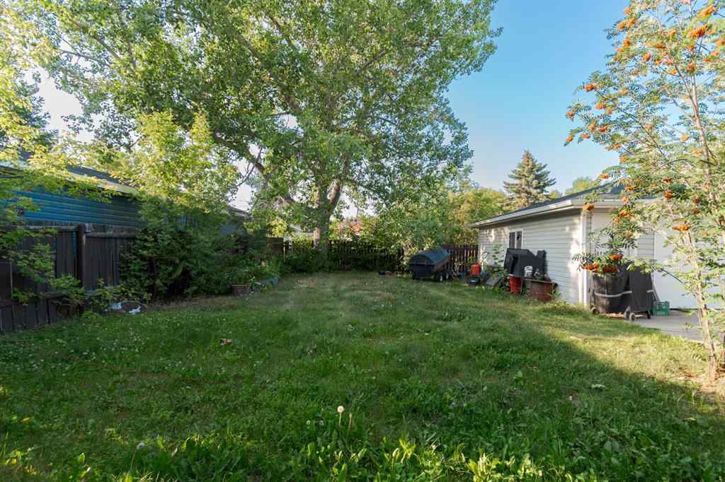 MLS® A2261254 - 453 Signal Road  in Thickwood Fort McMurray, Residential