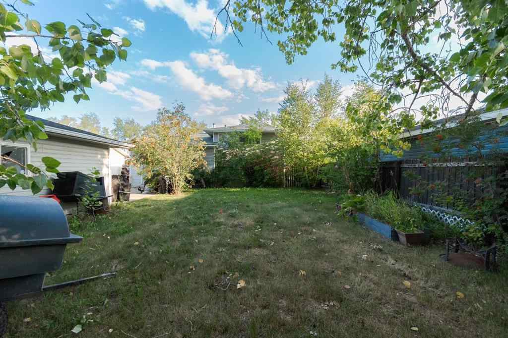 MLS® A2261254 - 453 Signal Road  in Thickwood Fort McMurray, Residential