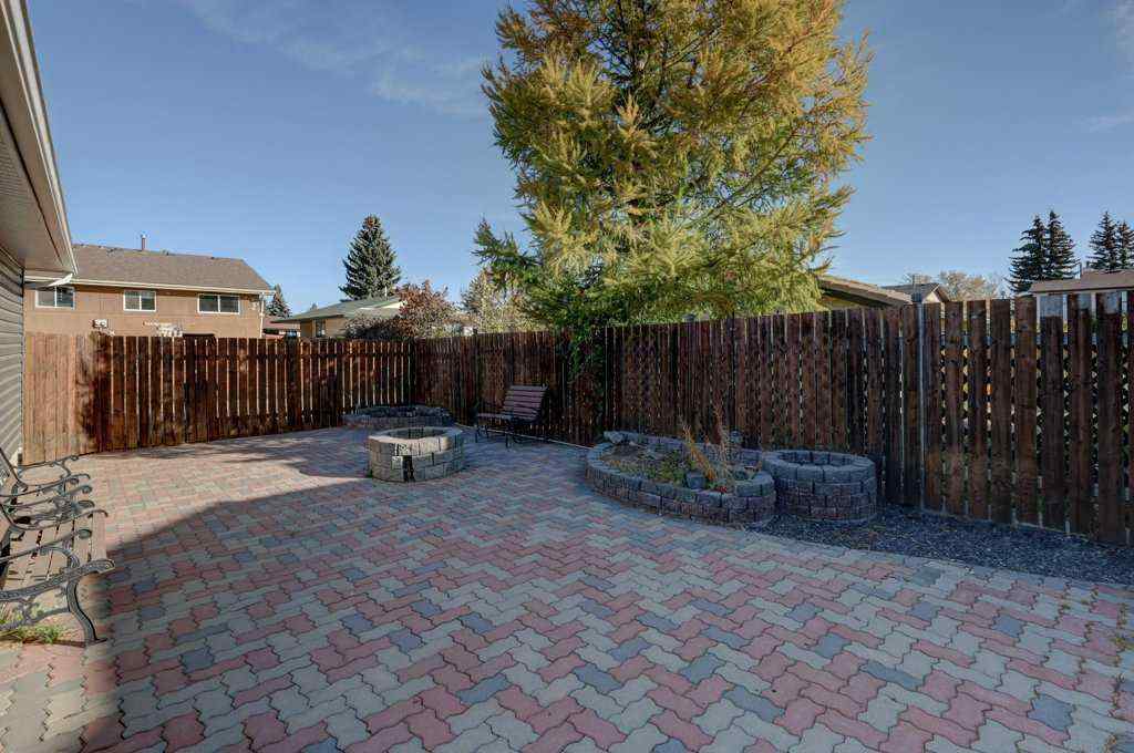 MLS® A2261256 - 462 Summerwood Place SE in Summerhill Airdrie, Residential