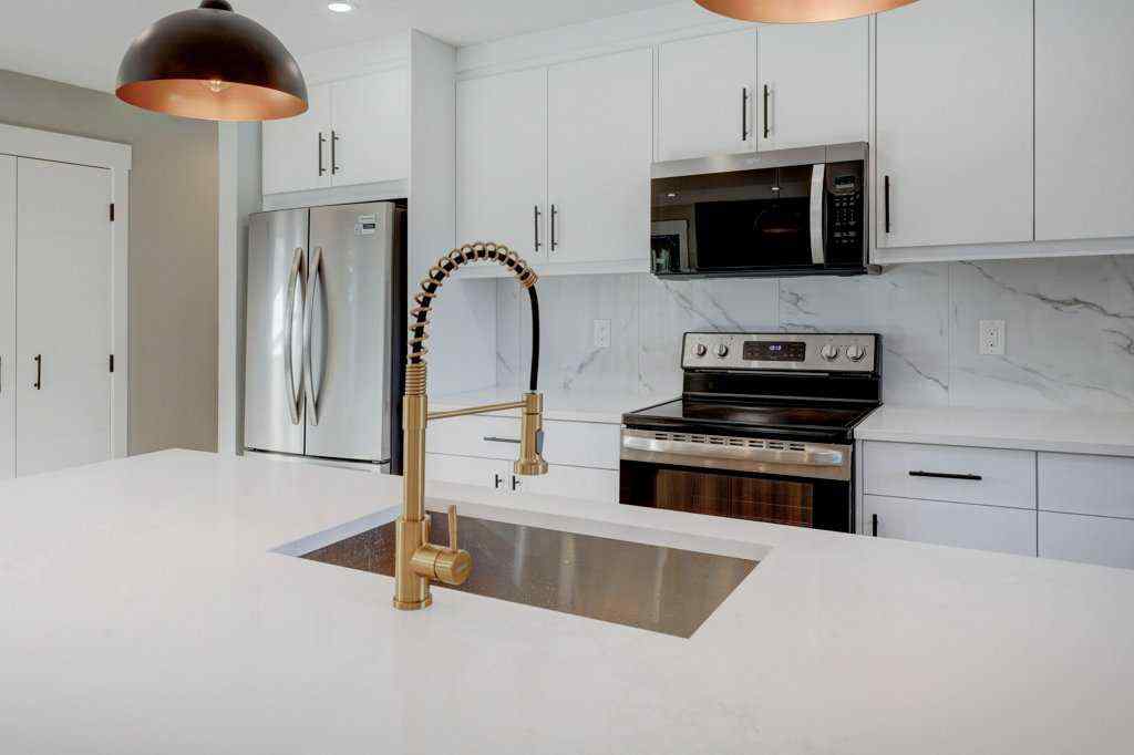 MLS® A2261256 - 462 Summerwood Place SE in Summerhill Airdrie, Residential