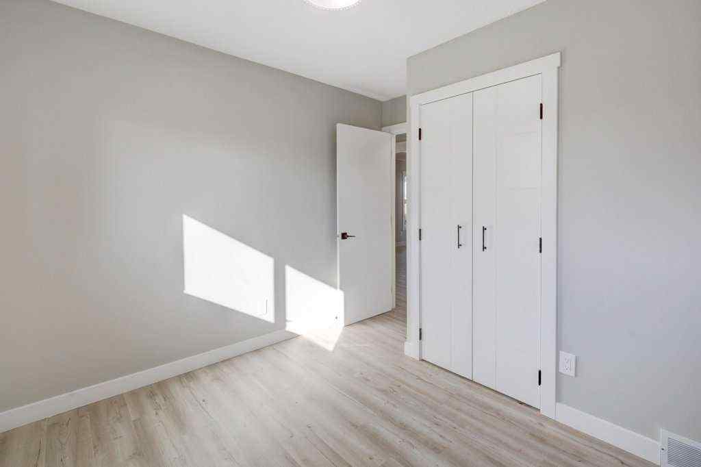 MLS® A2261256 - 462 Summerwood Place SE in Summerhill Airdrie, Residential