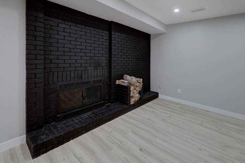 MLS® A2261256 - 462 Summerwood Place SE in Summerhill Airdrie, Residential