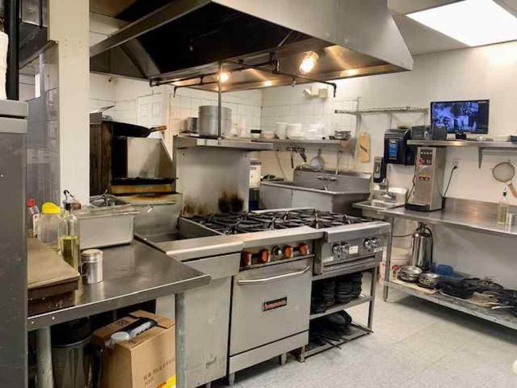 MLS® A2261260 - 888 Izumi Avenue SW in Downtown West End Calgary, Commercial