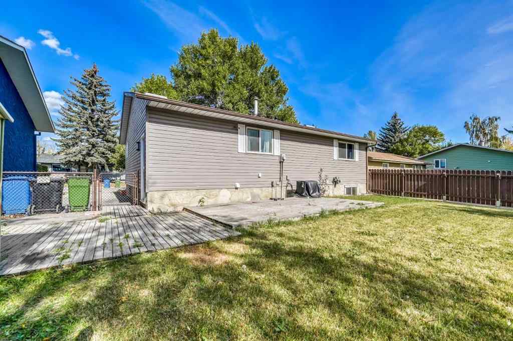 MLS® A2261262 - 319 Lynnview Way SE in Ogden Calgary, Residential