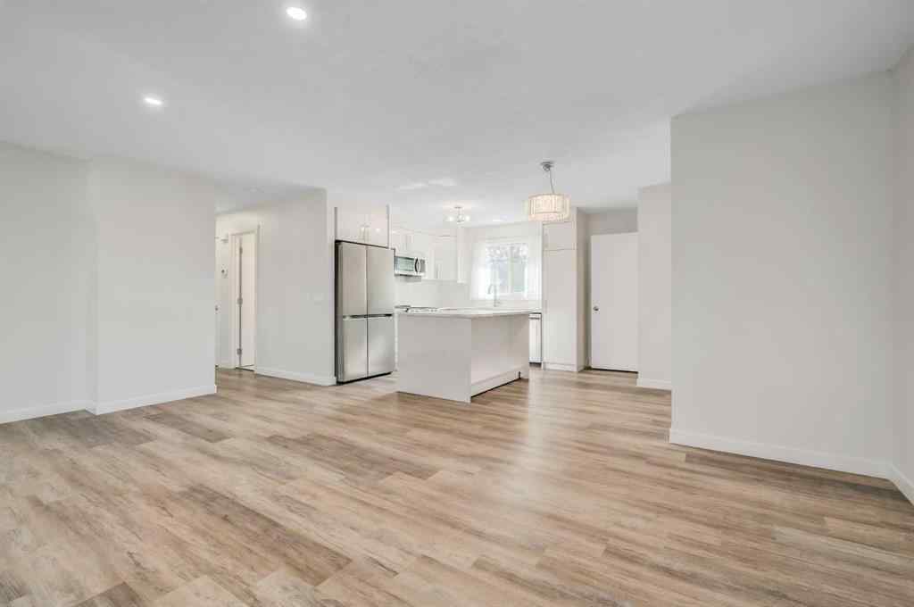 MLS® A2261262 - 319 Lynnview Way SE in Ogden Calgary, Residential