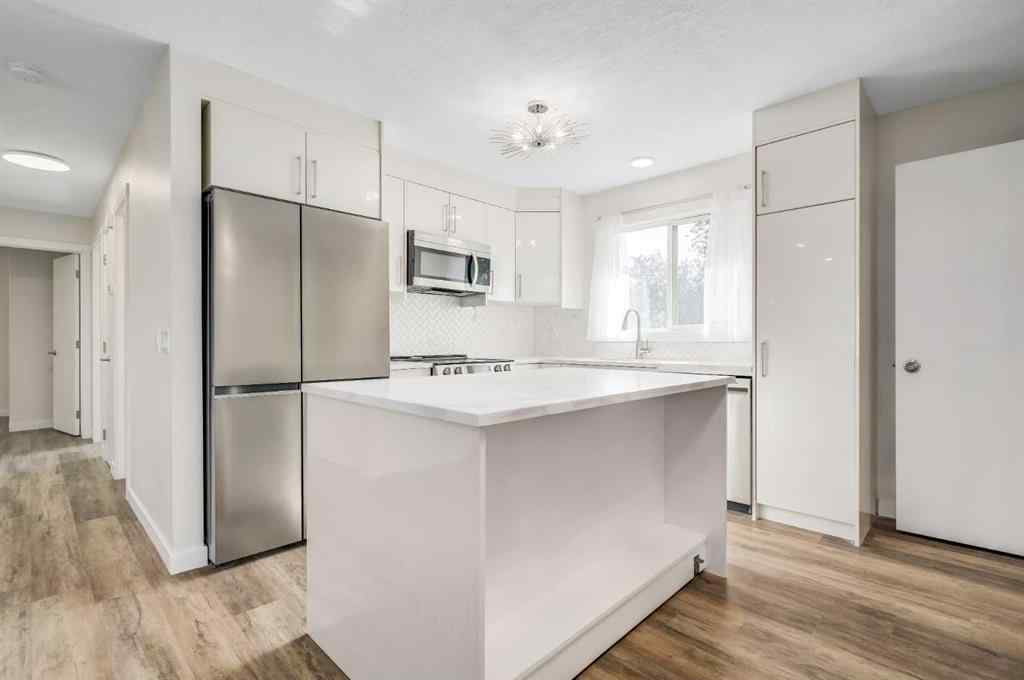 MLS® A2261262 - 319 Lynnview Way SE in Ogden Calgary, Residential