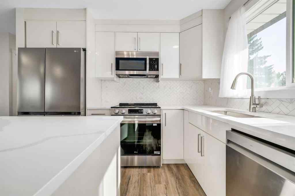 MLS® A2261262 - 319 Lynnview Way SE in Ogden Calgary, Residential