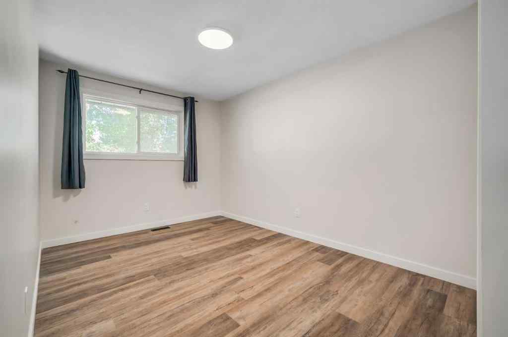 MLS® A2261262 - 319 Lynnview Way SE in Ogden Calgary, Residential