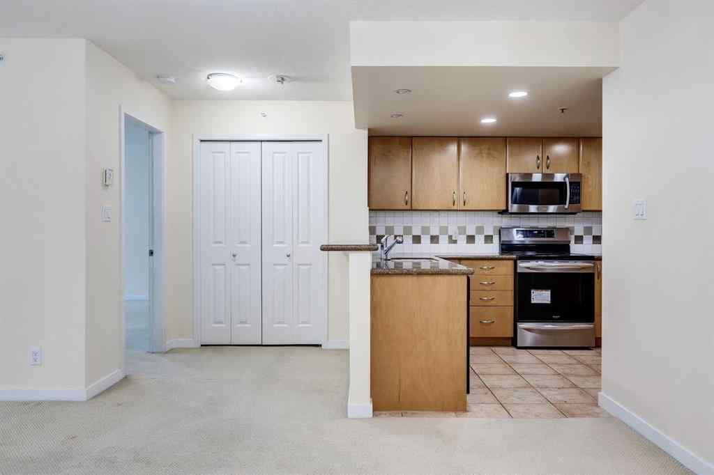 MLS® A2261272 - Unit #209 1108 6 Avenue SW in Downtown West End Calgary, Residential