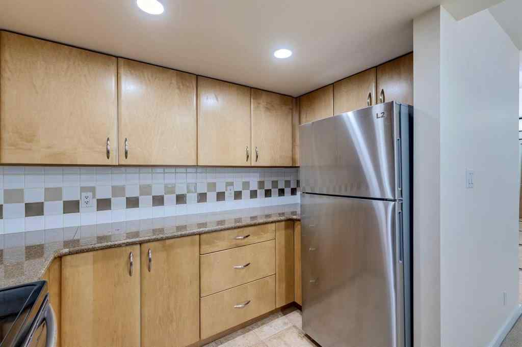 MLS® A2261272 - Unit #209 1108 6 Avenue SW in Downtown West End Calgary, Residential