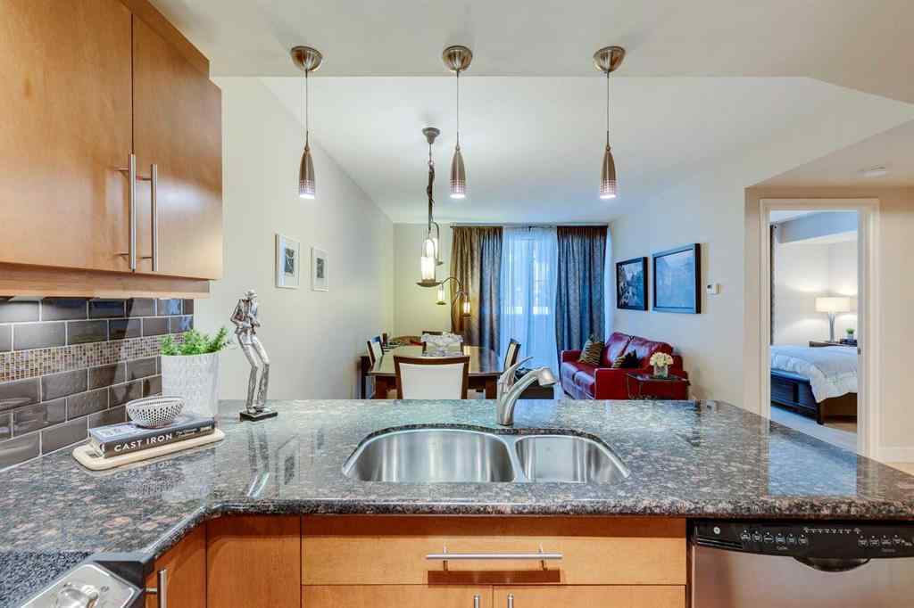 MLS® A2261279 - Unit #206 817 15 Avenue SW in Beltline Calgary, Residential