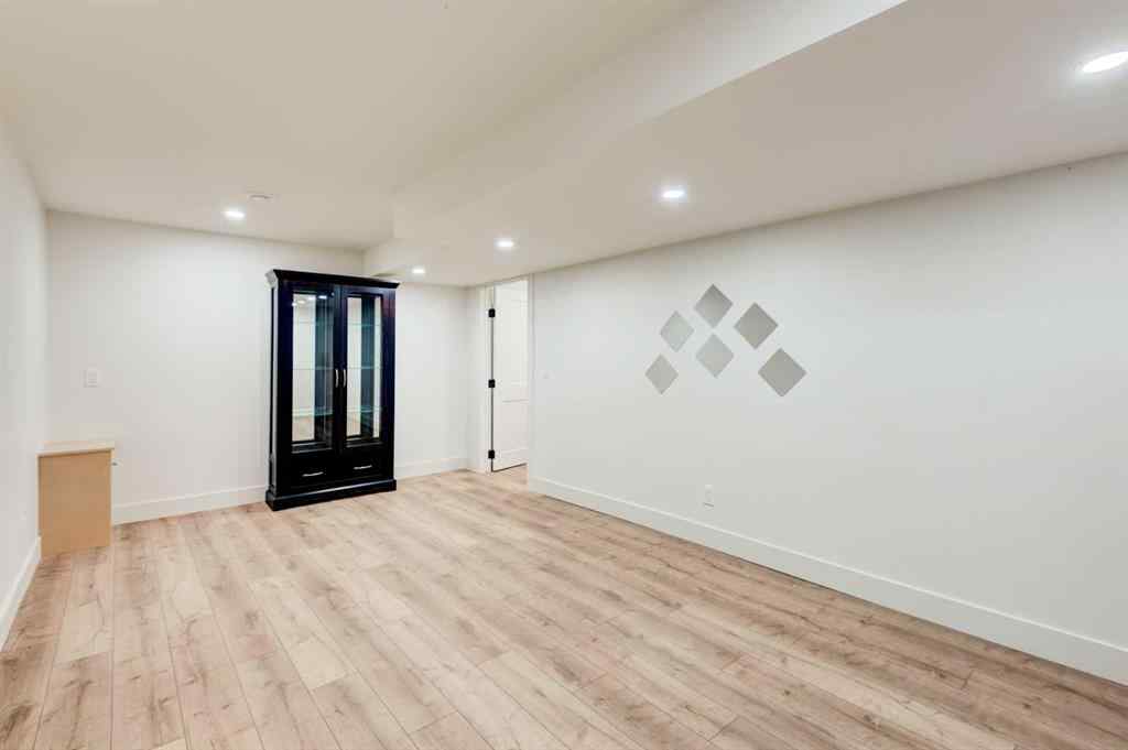 MLS® A2261281 - 17 Millrise Lane SW in Millrise Calgary, Residential