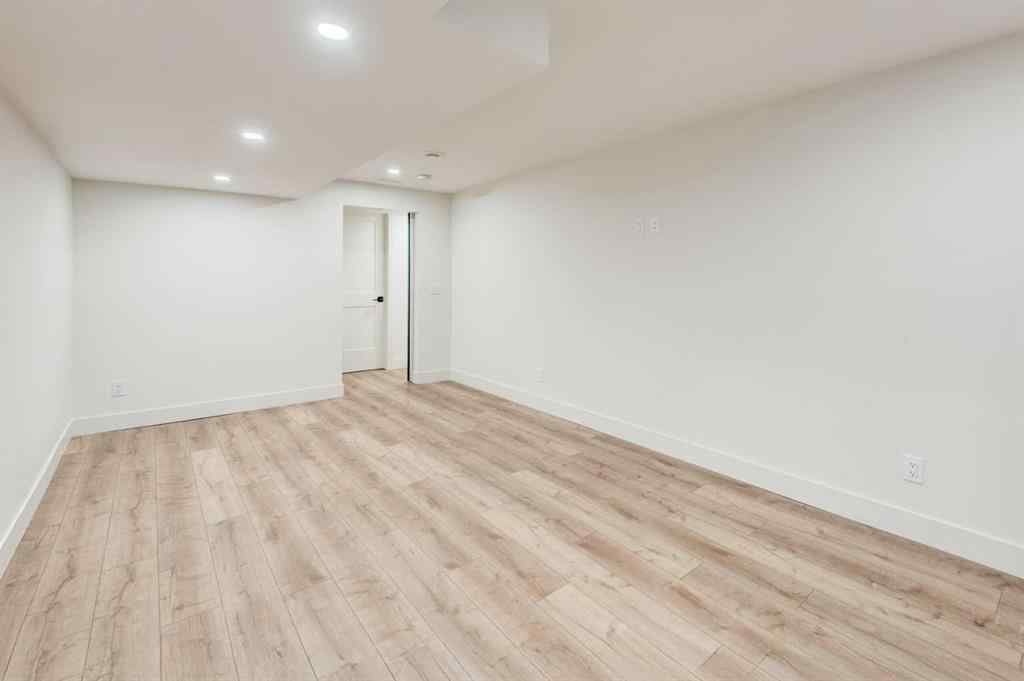 MLS® A2261281 - 17 Millrise Lane SW in Millrise Calgary, Residential