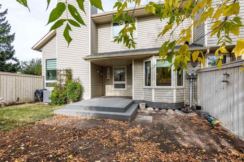 MLS® A2261281 - 17 Millrise Lane SW in Millrise Calgary, Residential