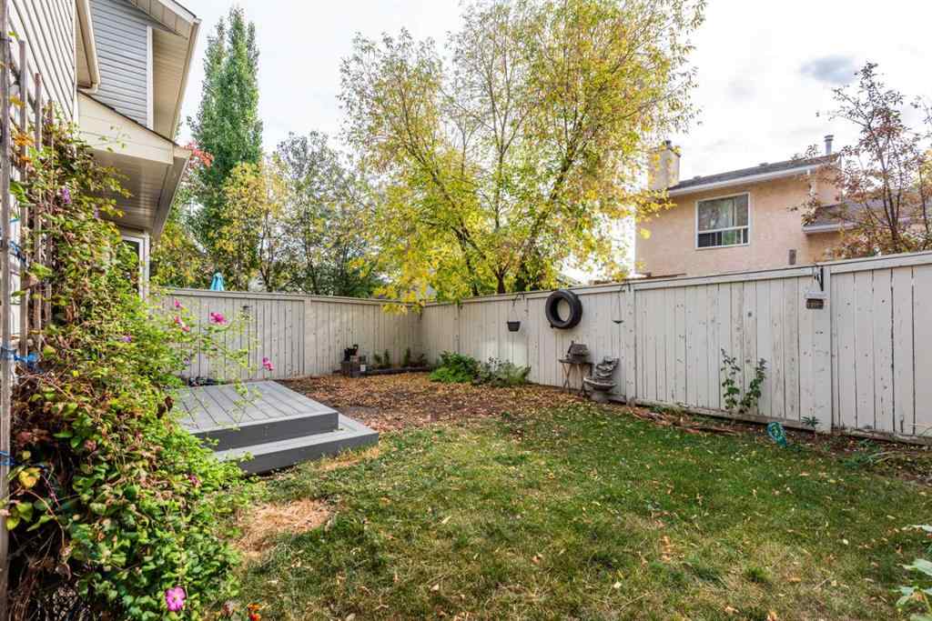 MLS® A2261281 - 17 Millrise Lane SW in Millrise Calgary, Residential