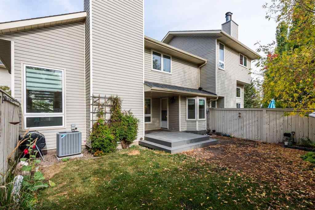 MLS® A2261281 - 17 Millrise Lane SW in Millrise Calgary, Residential