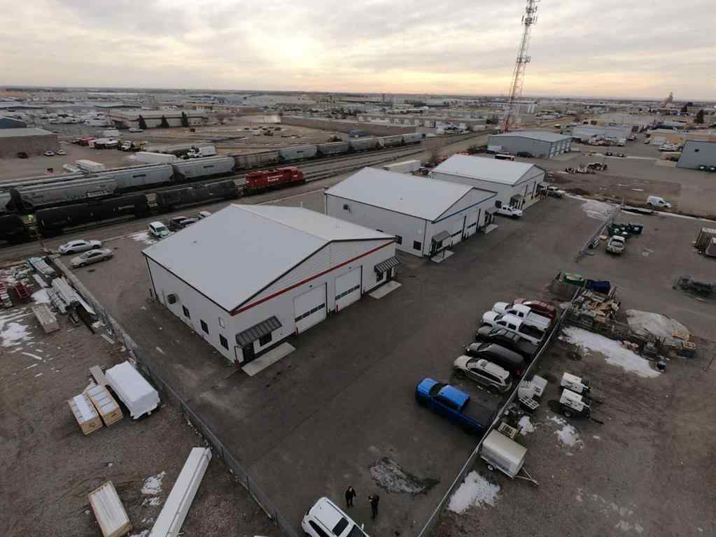 MLS® A2261283 - Unit #10 1075 36 Street N in Churchill Industrial Park Lethbridge, Commercial