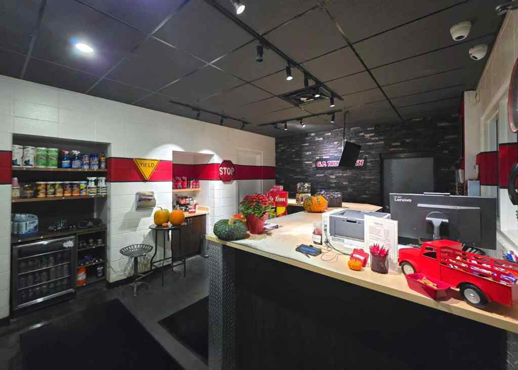 MLS® A2261286 - 11485 97 Avenue  in Richmond Industrial Park Grande Prairie, Commercial