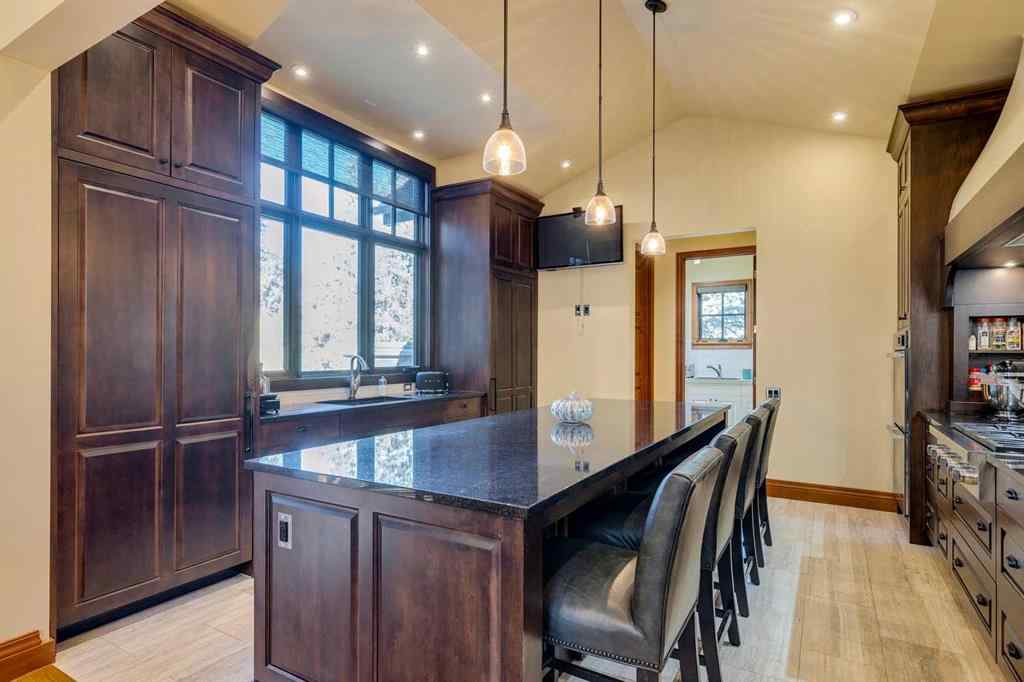 MLS® A2261290 - 9 Mountaineer Close  in NONE Lac Des Arcs, Residential