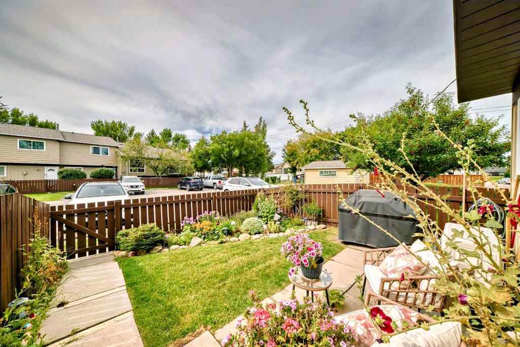 MLS® A2261292 - Unit #70 7205 4 Street NE in Huntington Hills Calgary, Residential