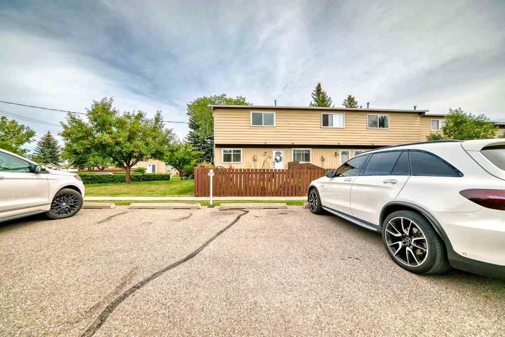 MLS® A2261292 - Unit #70 7205 4 Street NE in Huntington Hills Calgary, Residential