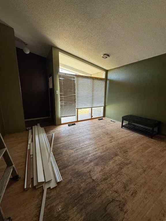 MLS® A2261303 - 30 3 Street   in NONE Blue Ridge, Residential