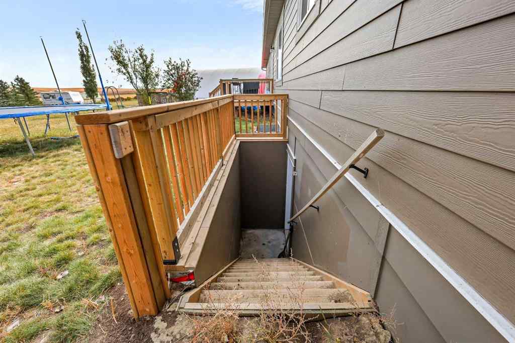 MLS® A2261308 - 241003 Range Road 235   in NONE Rural Wheatland County, Residential