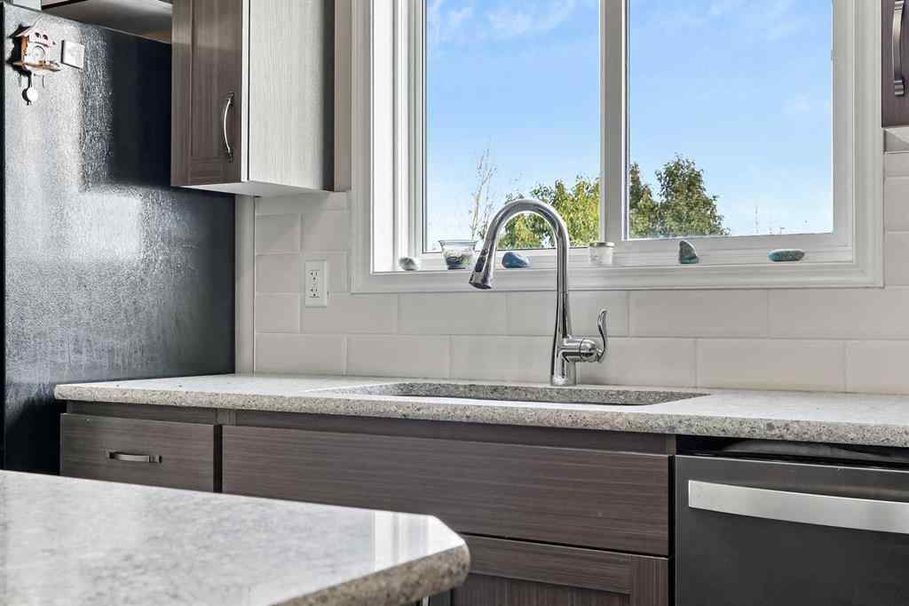 MLS® A2261308 - 241003 Range Road 235   in NONE Rural Wheatland County, Residential