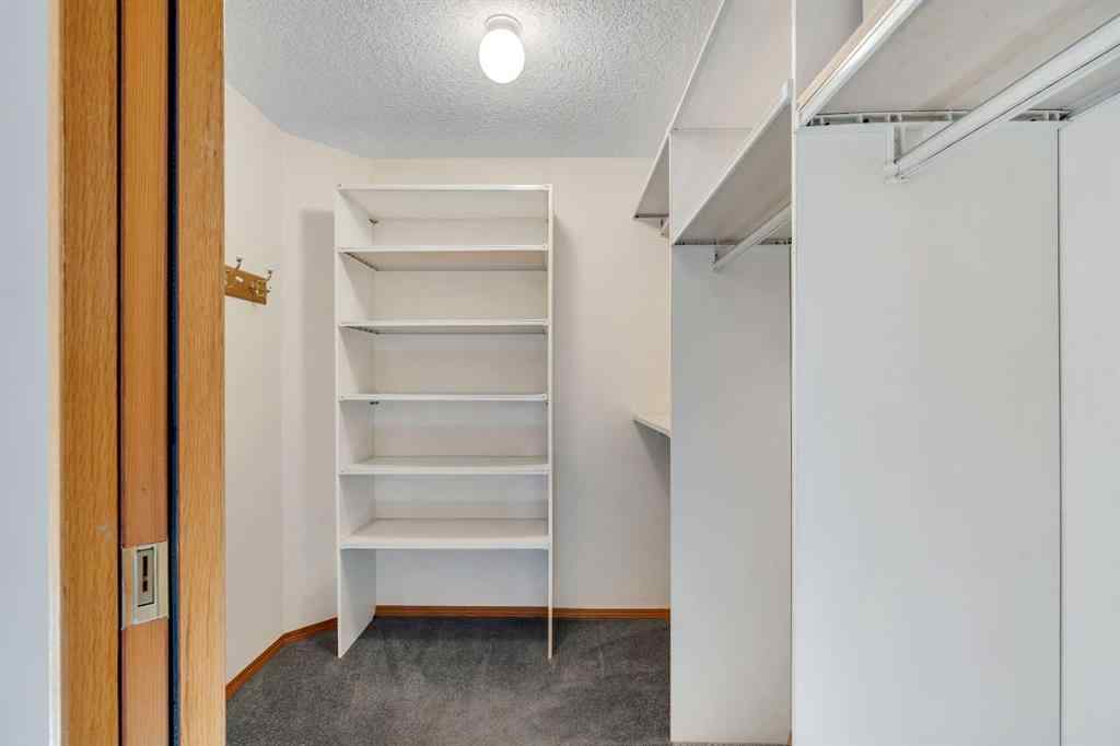 MLS® A2261309 - Unit #135 7229 Sierra Morena Boulevard SW in Signal Hill Calgary, Residential